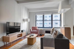 Lenox Hill 1br w gym nr modern museum of art NYC-1285